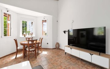 Property slide 7
