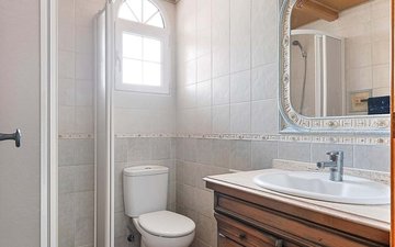Property slide 25