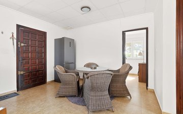 Property slide 46