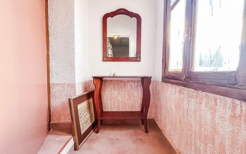 Property slide 34
