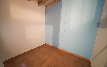 Property slide 28