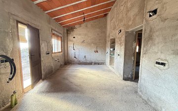 Property slide 22