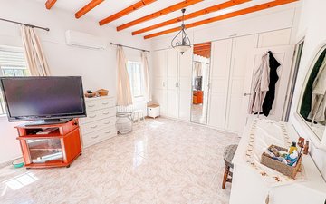 Property slide 45