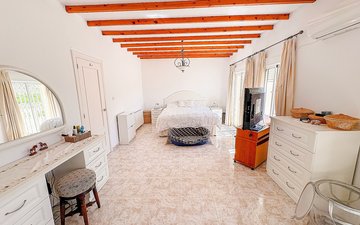 Property slide 43