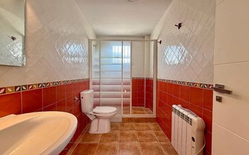 Property slide 24