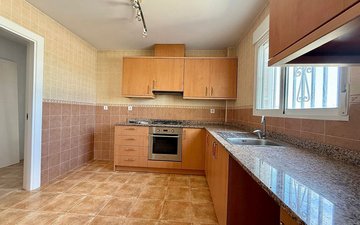 Property slide 20