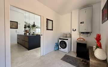 Property slide 25