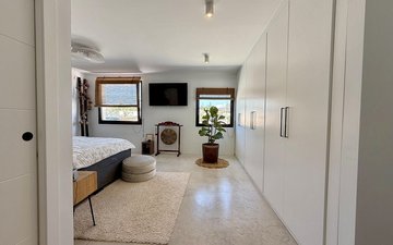 Property slide 38