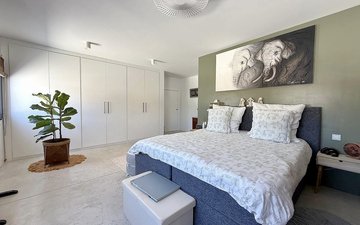 Property slide 41