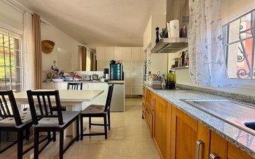 Property slide 23