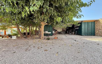 Property slide 36