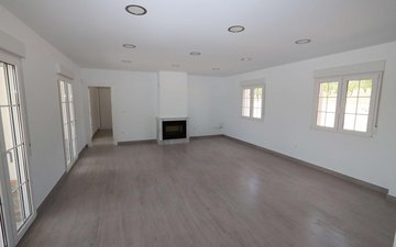 Property slide 25