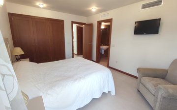 Property slide 28