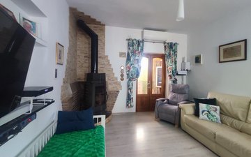 Property slide 25