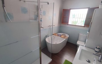 Property slide 30