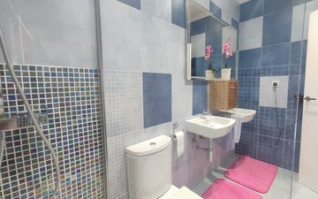 Property slide 40