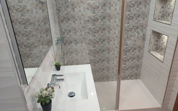 Property slide 24