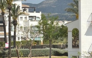 Property slide 35