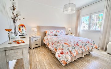 Property slide 22