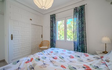 Property slide 36
