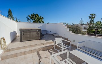 Property slide 48