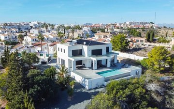 Property slide 32