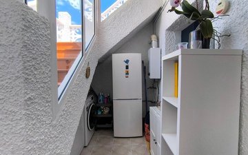 Property slide 22