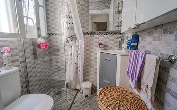 Property slide 18