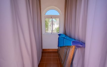 Property slide 31