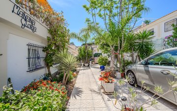 Property slide 38