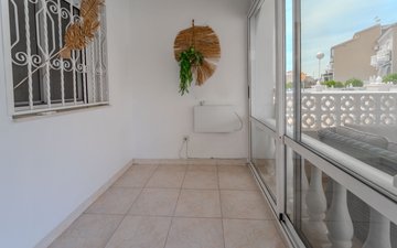 Property slide 21