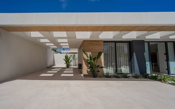 Property slide 22