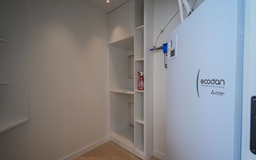 Property slide 32