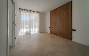 Property slide 43