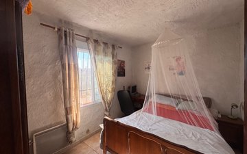 Property slide 17