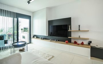 Property slide 7
