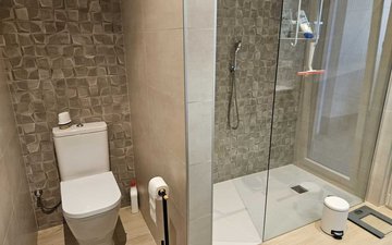 Property slide 32