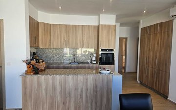 Property slide 14