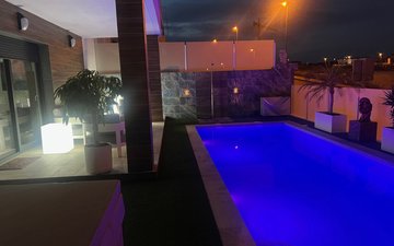 Property slide 43