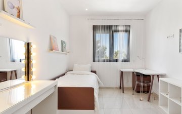Property slide 24