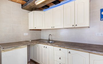 Property slide 31