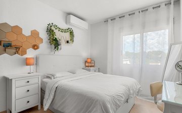 Property slide 44