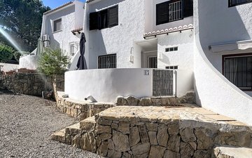 Property slide 16