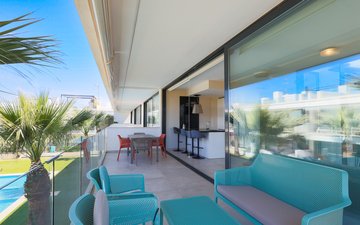 Property slide 25