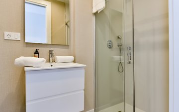 Property slide 39