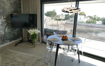 Property slide 14