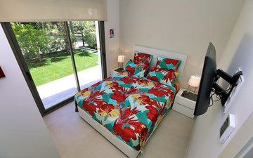 Property slide 23