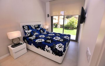 Property slide 25