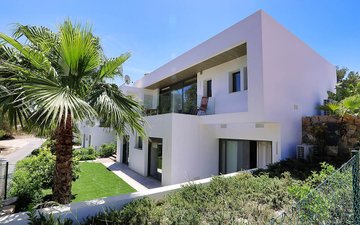 Property slide 30