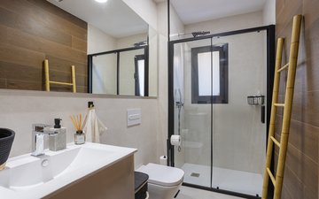 Property slide 17